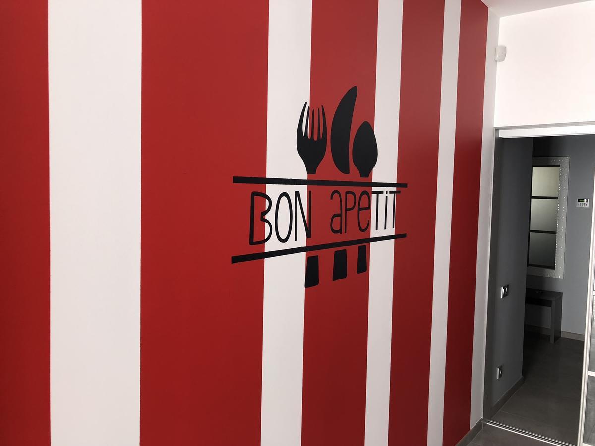 Bon Apetit Apartament Lviv Eksteriør bilde