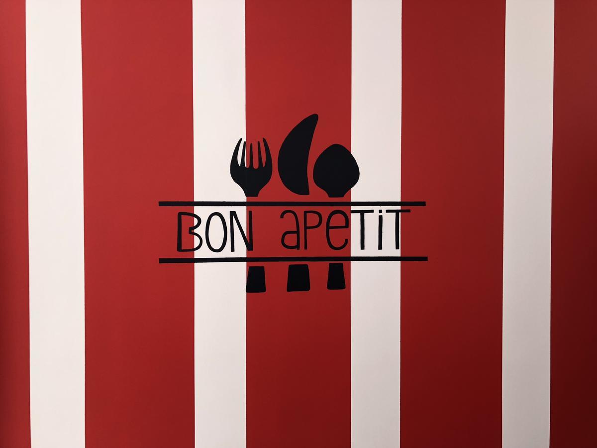 Bon Apetit Apartament Lviv Eksteriør bilde